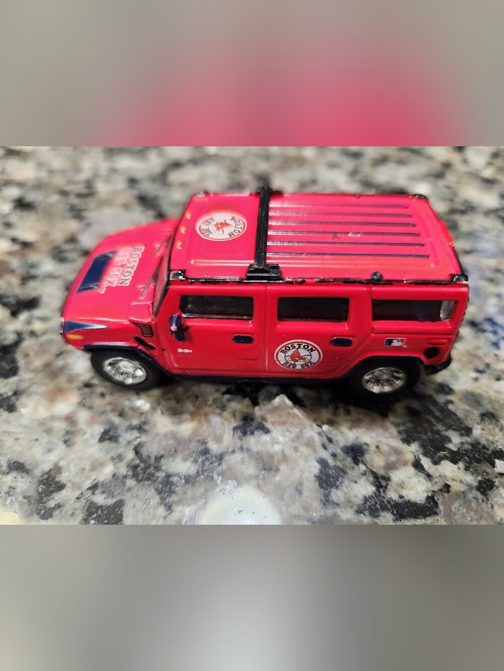 Fleer Collectible 2003 Boston Red Sox Hummer H2